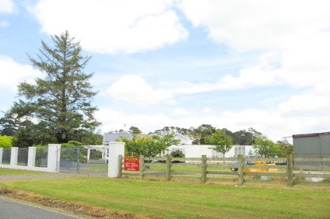Photo of property in 402 Matua Road, Kumeu, 0891