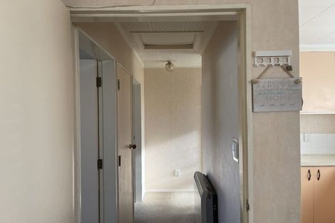 Photo of property in 16b Mako Mako Road, Levin, 5510