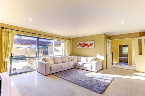 Photo of property in 2 Nielsen Gardens, Rototuna, Hamilton, 3210