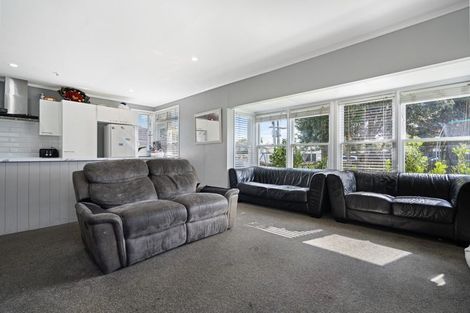 Photo of property in 3 Waitaua Street, Papakura, 2110