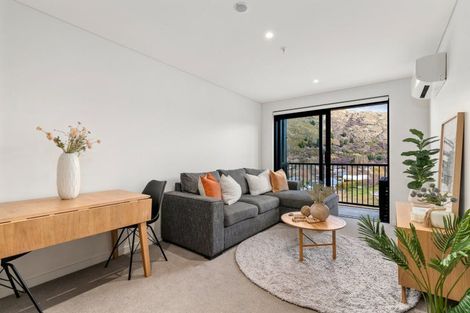Photo of property in Toru Apartments, 504/10 Copper Beech Avenue, Frankton, Queenstown, 9300