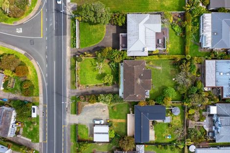 Photo of property in 1068 Whangaparaoa Road, Tindalls Beach, Whangaparaoa, 0930