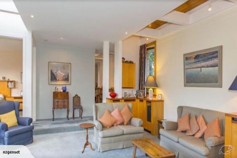 Photo of property in 23 Golf Road, Heretaunga, Upper Hutt, 5018