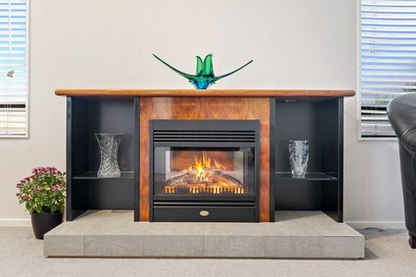 Photo of property in 1/14a Richards Avenue, Forrest Hill, Auckland, 0620