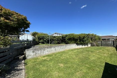 Photo of property in 22 Kinmont Crescent, Kinmont Park, Mosgiel, 9024