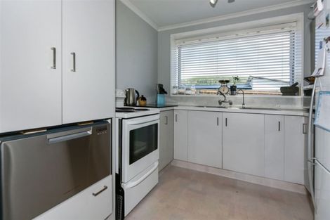 Photo of property in 1/29 Laing Crescent, Heathcote Valley, Christchurch, 8022