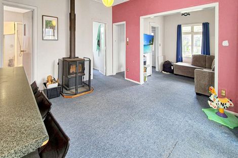 Photo of property in 22 Criterion Street, Bulls, 4818