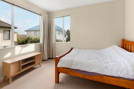 Photo of property in 25a Bluefin Way, West Harbour, Auckland, 0618