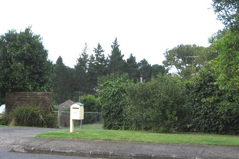 Photo of property in 21 Mcclintock Road, Massey, Auckland, 0614