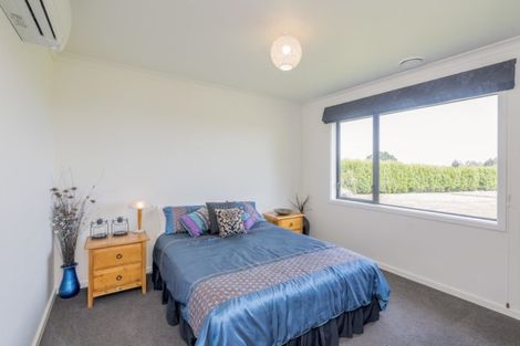 Photo of property in 22 Tunbridge Wells, Ohau, Levin, 5570