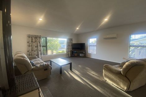 Photo of property in 156 Waikawa Road, Picton, 7220