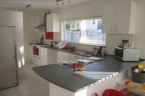 Photo of property in 25 Universal Drive, Henderson, Auckland, 0610