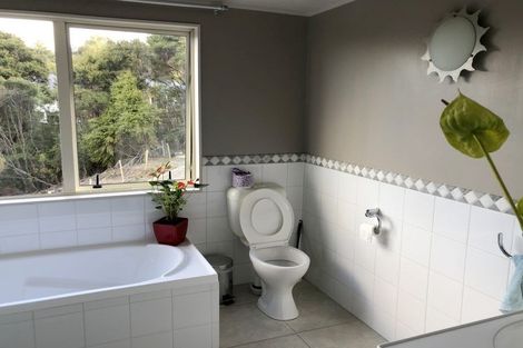Photo of property in 245 Paremoremo Road, Lucas Heights, Auckland, 0632