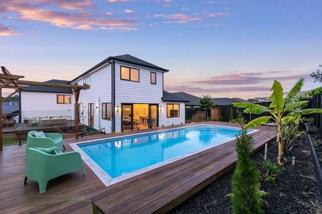 Photo of property in 4 The Landing, Riverhead, 0820