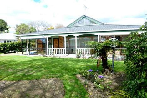 Photo of property in 375 Te Moana Road, Waikanae, 5036