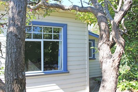 Photo of property in 7 Solway Street, Holmes Hill, Oamaru, 9401