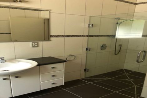 Photo of property in 52 Shelter Drive, Greenhithe, Auckland, 0632