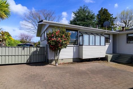 Photo of property in 10 Barron Crescent, Fenton Park, Rotorua, 3010