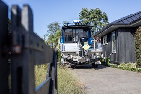 Photo of property in 32 Wallis Street, Raglan, 3225