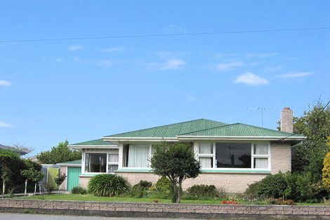 Photo of property in 4 Ashgrove Street, Rangiora, 7400