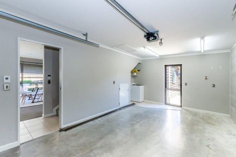 Photo of property in 19 Bluewater Place, Paraparaumu, 5032