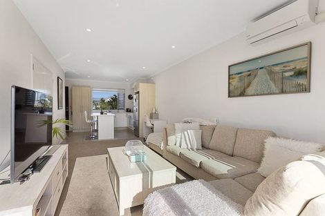 Photo of property in 6 Shelduck Way, Hobsonville, Auckland, 0616