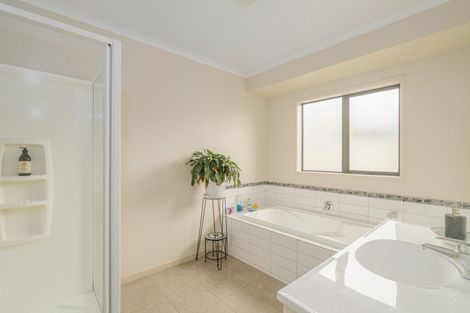 Photo of property in 42 Kupe Drive, Whitianga, 3510