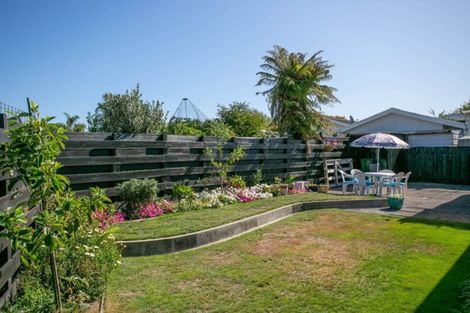 Photo of property in 9 Woodstock Crescent, Leamington, Cambridge, 3432