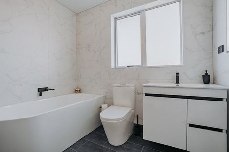 Photo of property in 99 Wilson Road, Balclutha, 9230