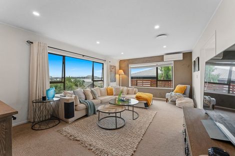 Photo of property in 19 Venus Place, Half Moon Bay, Auckland, 2012