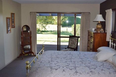 Photo of property in 2084 North Eyre Road, West Eyreton, Rangiora, 7475