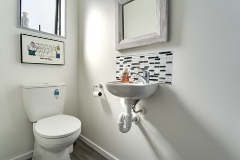 Photo of property in 15 Phoenix Place, Cromwell, 9310