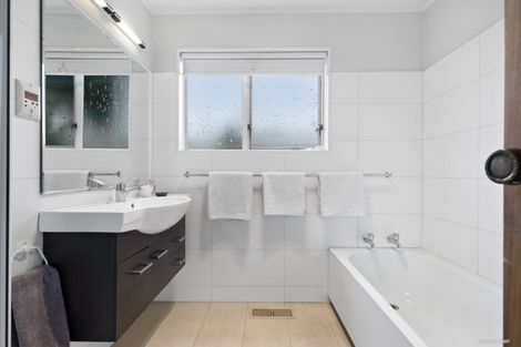 Photo of property in 10 Clutha Avenue, Khandallah, Wellington, 6035