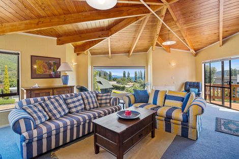 Photo of property in 12 Kenrigg Road East, Kinloch, Taupo, 3377