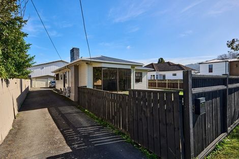 Photo of property in 39 Whakatiki Street, Trentham, Upper Hutt, 5018