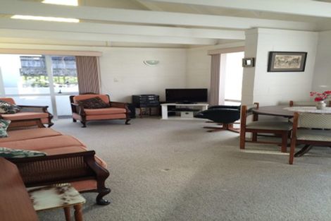 Photo of property in 3/20 Selwyn Road, Cockle Bay, Auckland, 2014