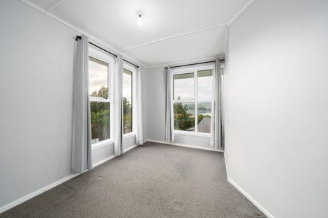 Photo of property in 12 Whenua View, Titahi Bay, Porirua, 5022