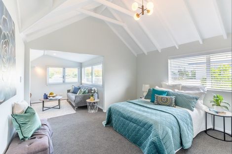 Photo of property in 33c Mana Esplanade, Paremata, Porirua, 5026