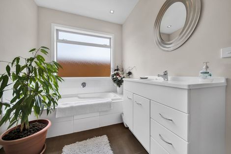 Photo of property in 14a Arawa Street, Welbourn, New Plymouth, 4312