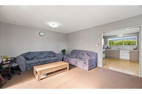 Photo of property in 12 Karnak Crescent, Russley, Christchurch, 8042