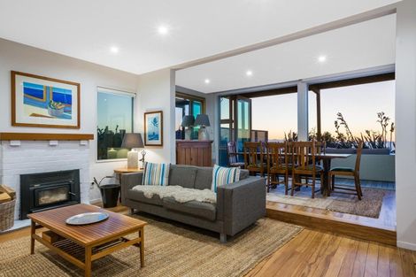 Photo of property in 305 Rosetta Road, Raumati Beach, Paraparaumu, 5032