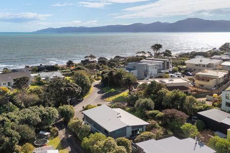 Photo of property in 6a Kohutuhutu Road, Raumati Beach, Paraparaumu, 5032