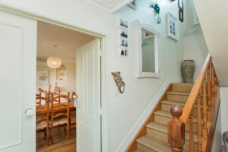 Photo of property in 9 Moana Road, Okitu, Gisborne, 4010