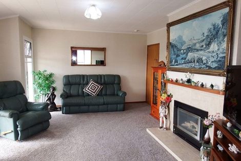 Photo of property in 55 Broadway, Stratford, 4332