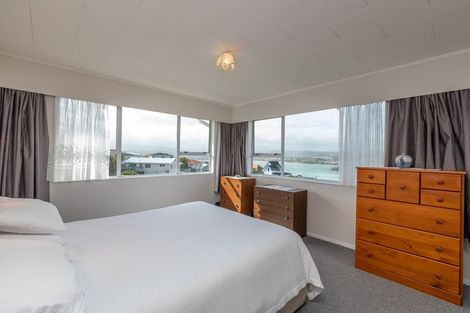 Photo of property in 14 Truro Road, Camborne, Porirua, 5026