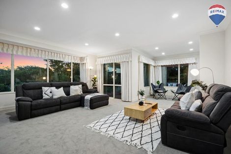 Photo of property in 15 Compass Court, Paraparaumu, 5032