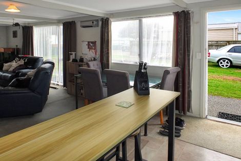 Photo of property in 18a Roore Street, Foxton Beach, Foxton, 4815