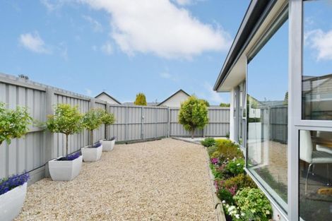 Photo of property in 1/28 Kirsten Place, Parklands, Christchurch, 8083