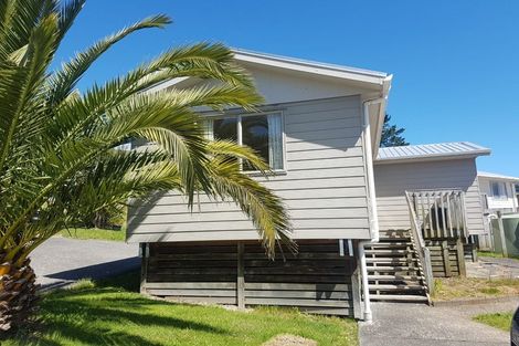 Photo of property in 42a Candia Road, Swanson, Auckland, 0614