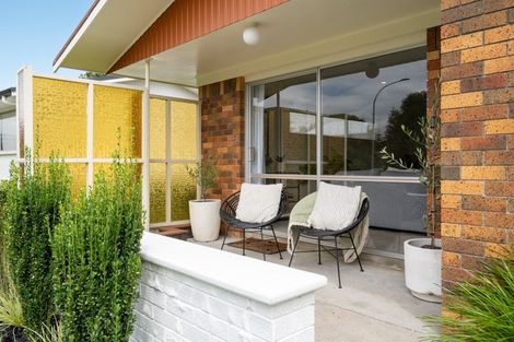 Photo of property in 8 Woodstock Crescent, Leamington, Cambridge, 3432